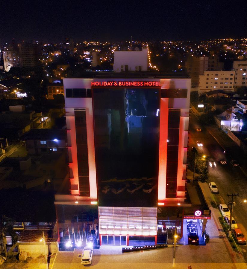 Holiday & Business Hotel - Em Frente Ao Centro De Eventos E Arena Conda Chapeco Bagian luar foto