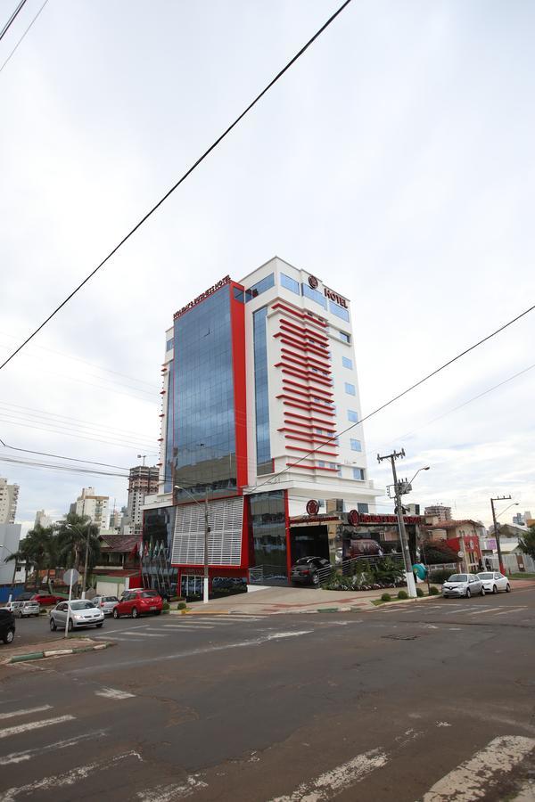Holiday & Business Hotel - Em Frente Ao Centro De Eventos E Arena Conda Chapeco Bagian luar foto