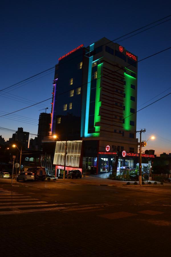 Holiday & Business Hotel - Em Frente Ao Centro De Eventos E Arena Conda Chapeco Bagian luar foto